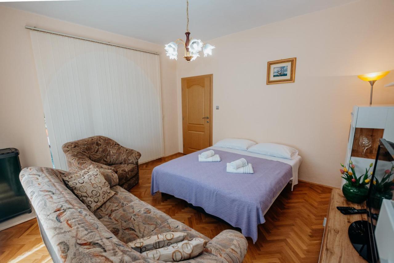 Apartman Neli ヴィル エクステリア 写真