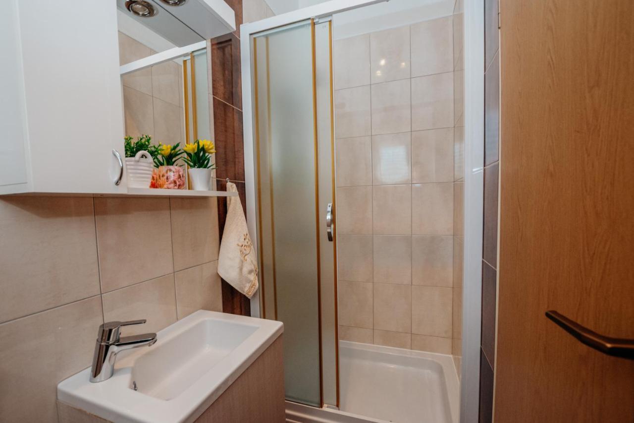 Apartman Neli ヴィル エクステリア 写真